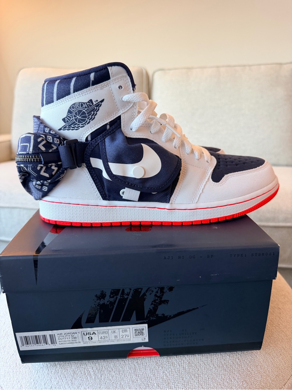 Men's Air Jordan 1 High Utility Q Quai 54 (2022) - Size
9 (DV1717-100) NWT